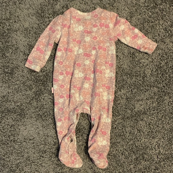 Baby Gap Floral Button Sleeper Size 3-6 Month EUC - Picture 5 of 5